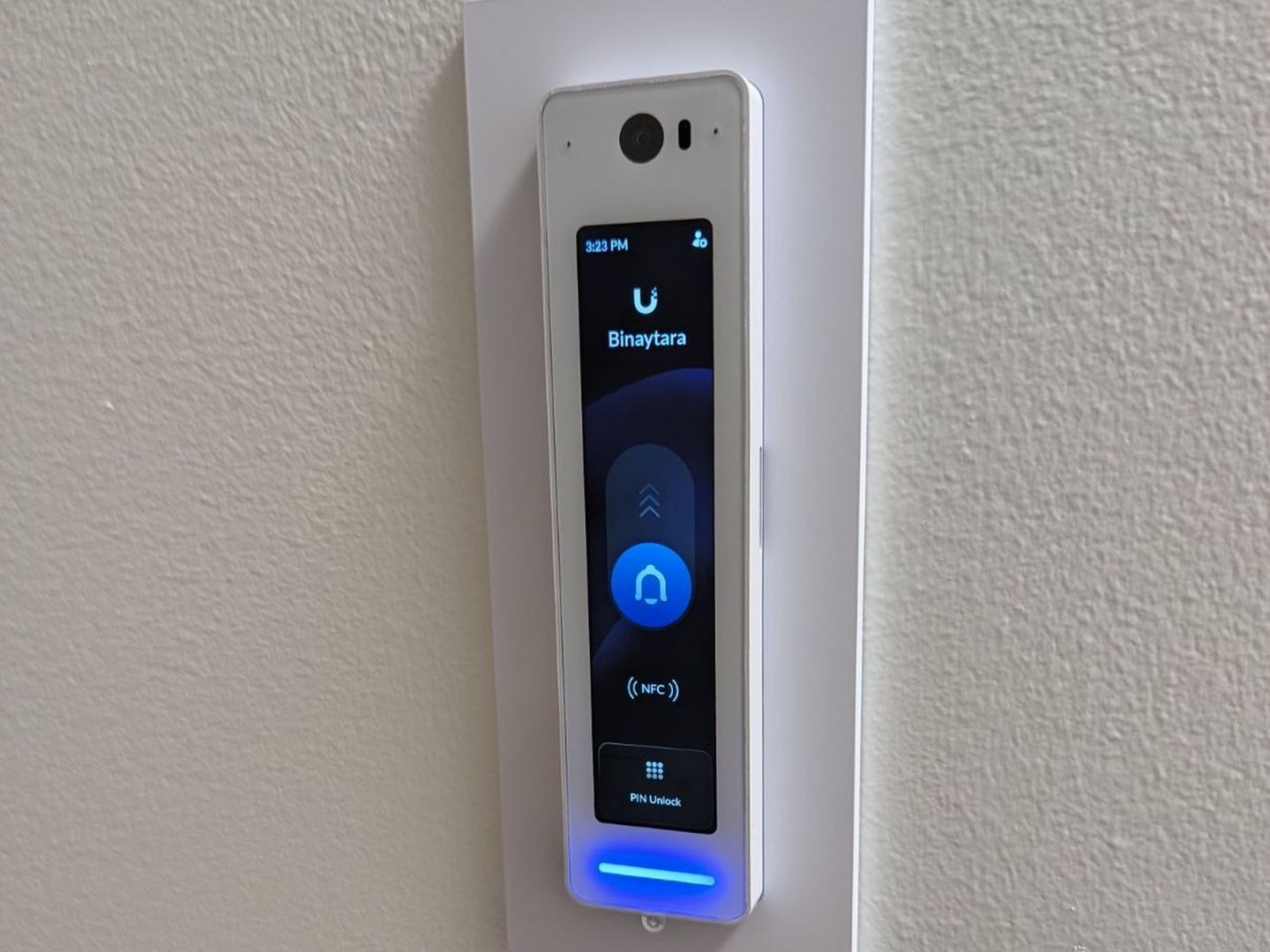 A UniFi Access touchscreen reader at Binaytara's Bellevue office